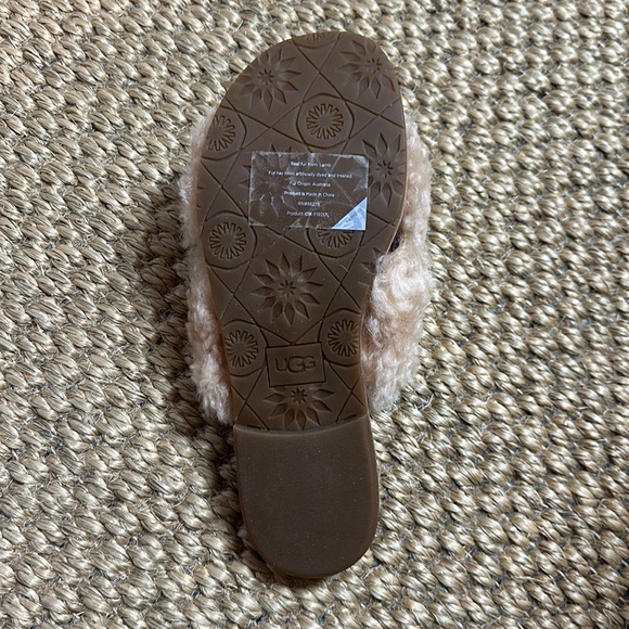 NIB UGG Joni slide 8.5 Beige - Picture 2 of 5